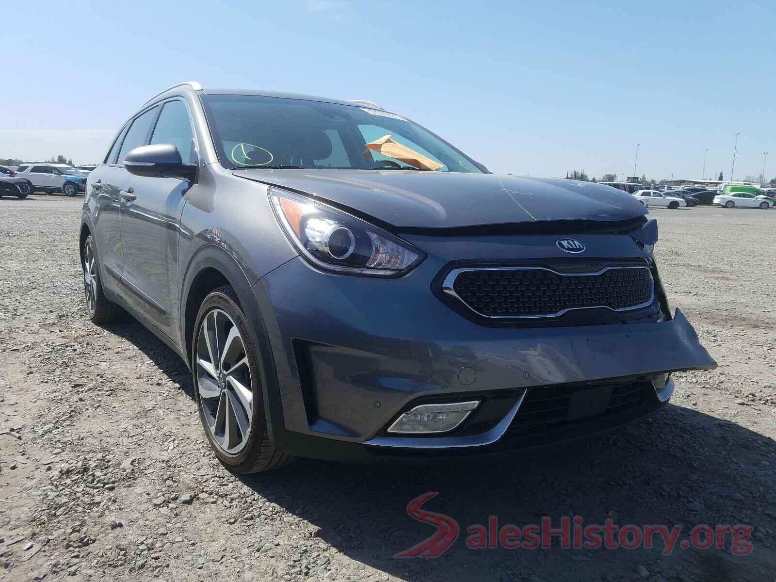 KNDCE3LC8H5078952 2017 KIA NIRO