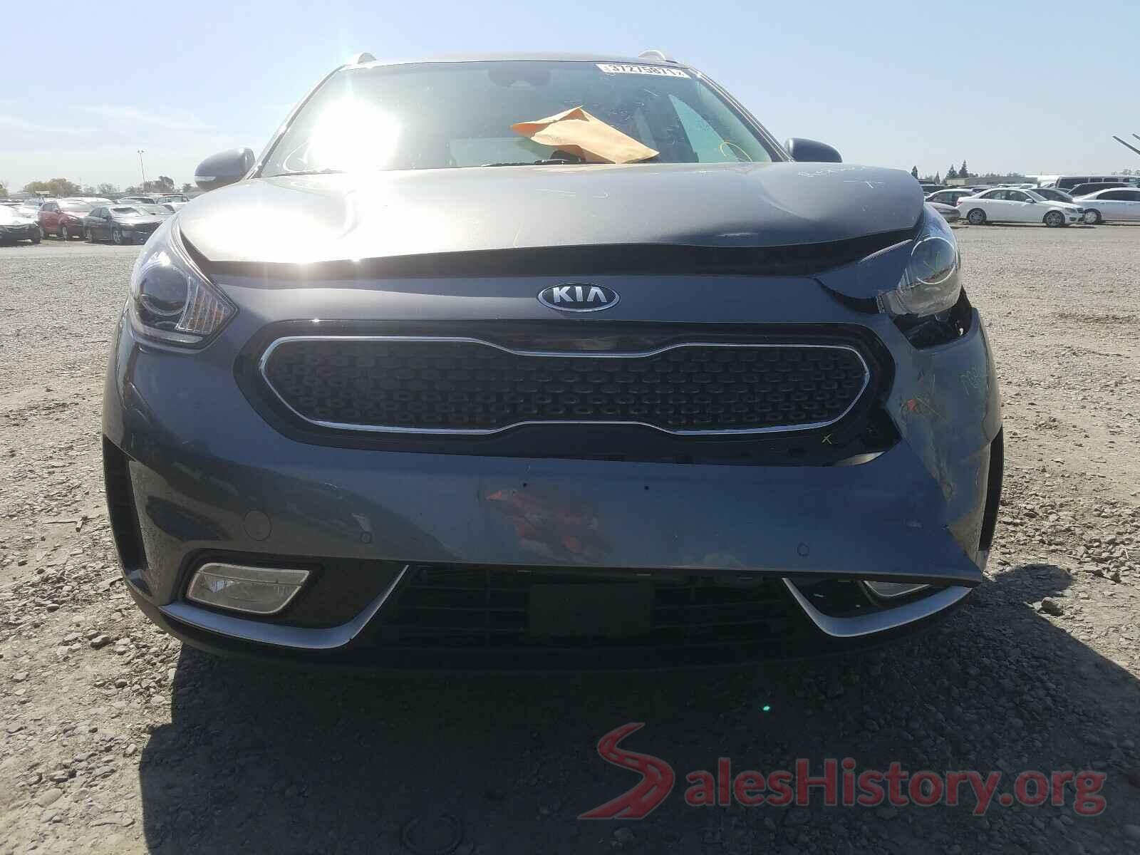 KNDCE3LC8H5078952 2017 KIA NIRO