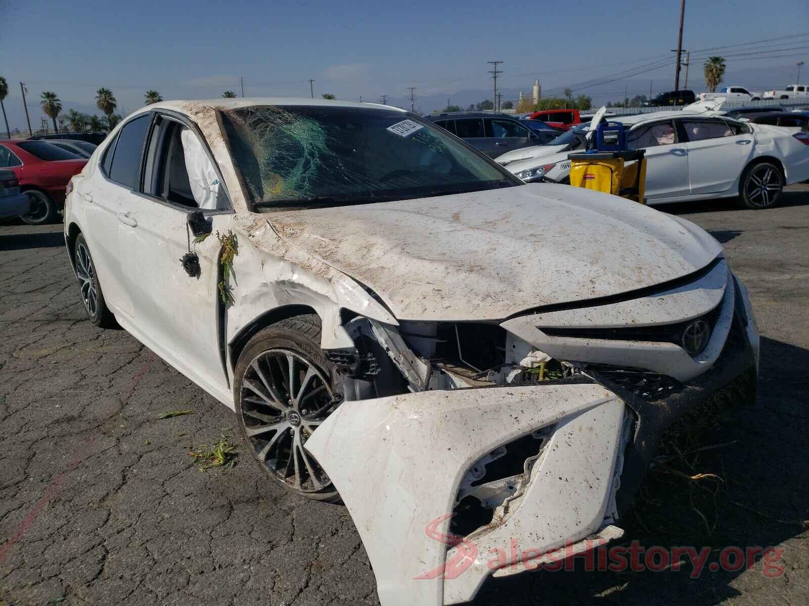 4T1B11HK4KU742328 2019 TOYOTA CAMRY