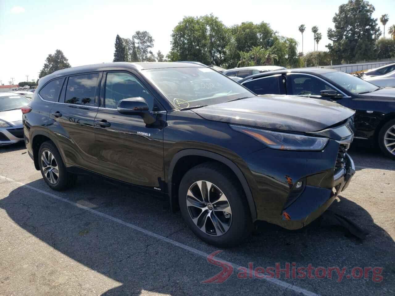 5TDHBRCH0MS517272 2021 TOYOTA HIGHLANDER