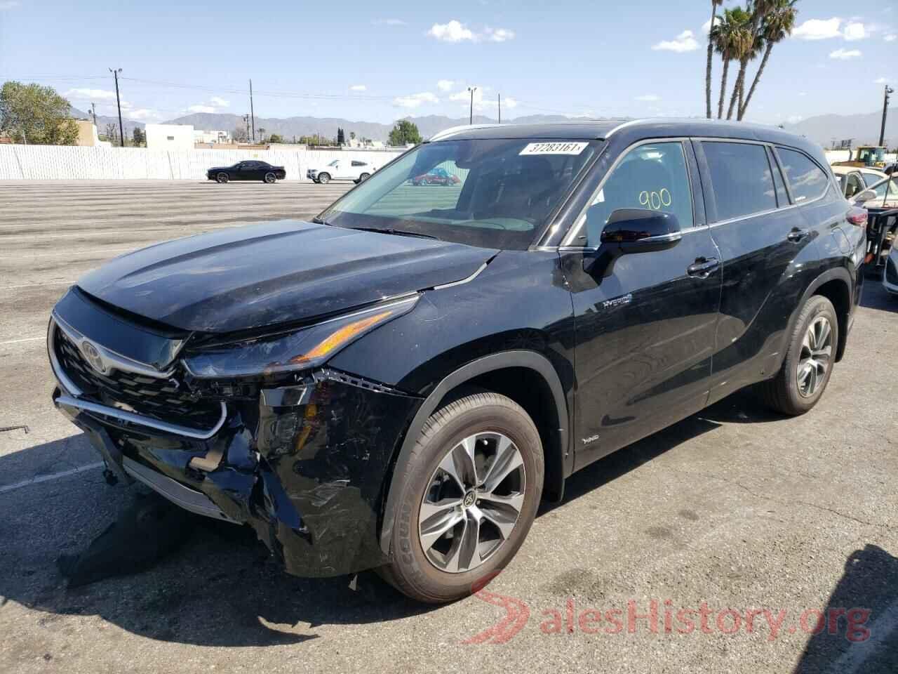 5TDHBRCH0MS517272 2021 TOYOTA HIGHLANDER