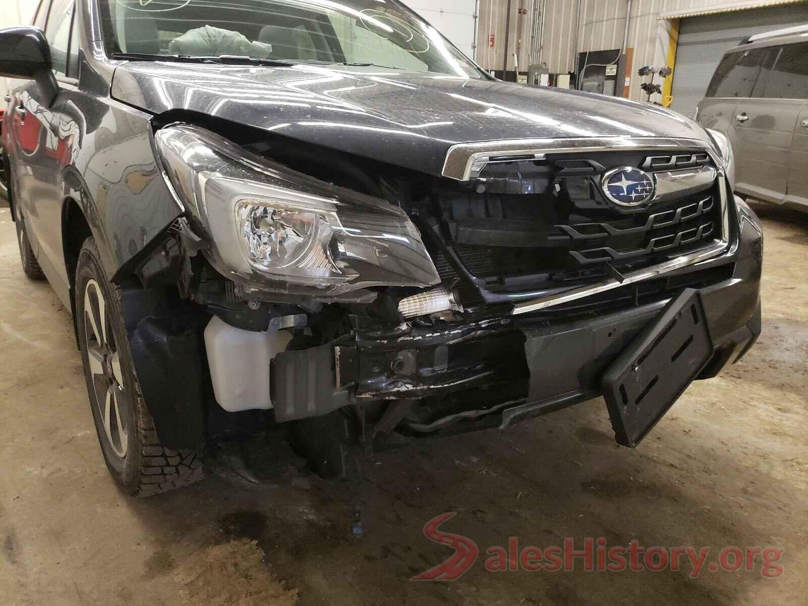 JF2SJAGC8JH515845 2018 SUBARU FORESTER