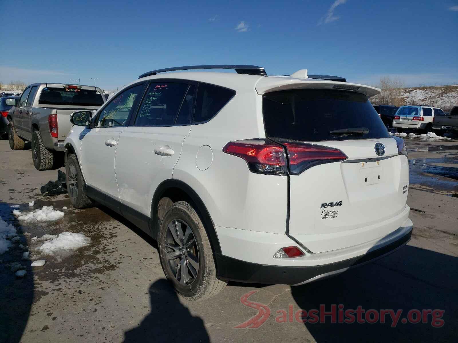 JTMRFREV5HD215747 2017 TOYOTA RAV4