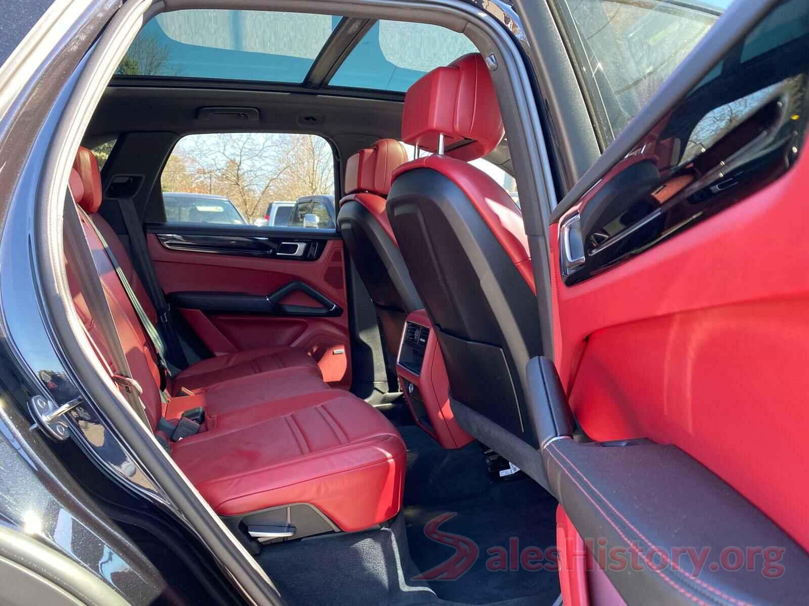 WP1AA2AY2KDA02683 2019 PORSCHE CAYENNE