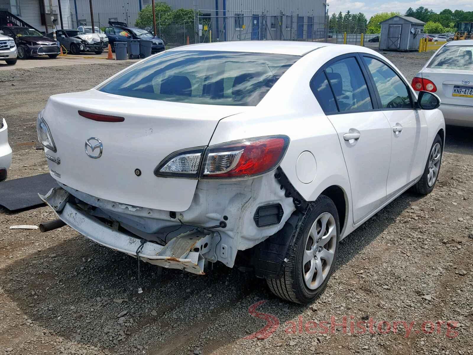 JM1BL1UG5B1497525 2011 MAZDA 3