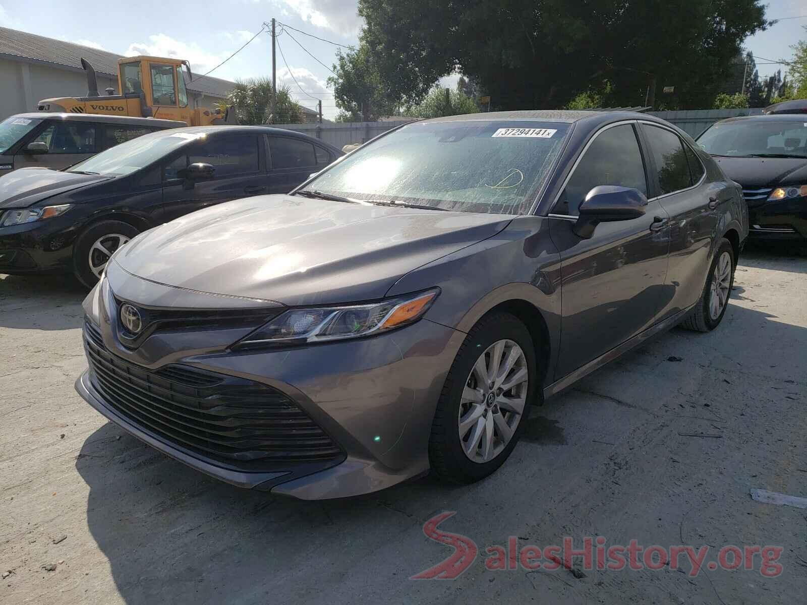 4T1B11HKXJU099384 2018 TOYOTA CAMRY