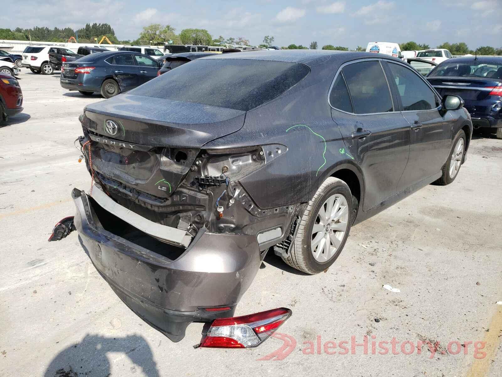 4T1B11HKXJU099384 2018 TOYOTA CAMRY