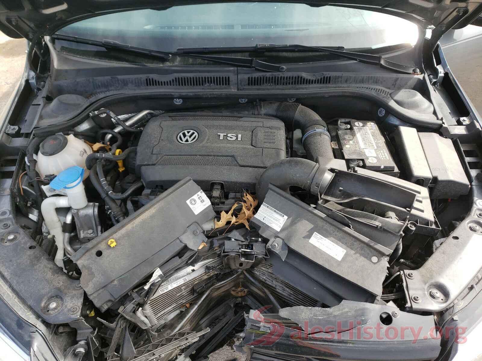 3VWD17AJ8JM249172 2018 VOLKSWAGEN JETTA