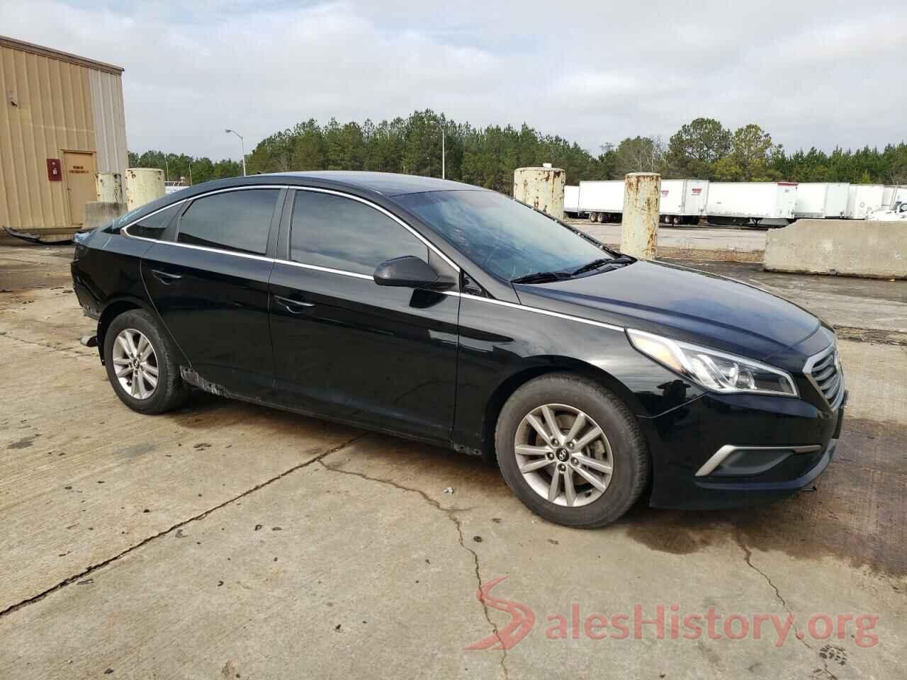 5NPE24AF4HH575095 2017 HYUNDAI SONATA