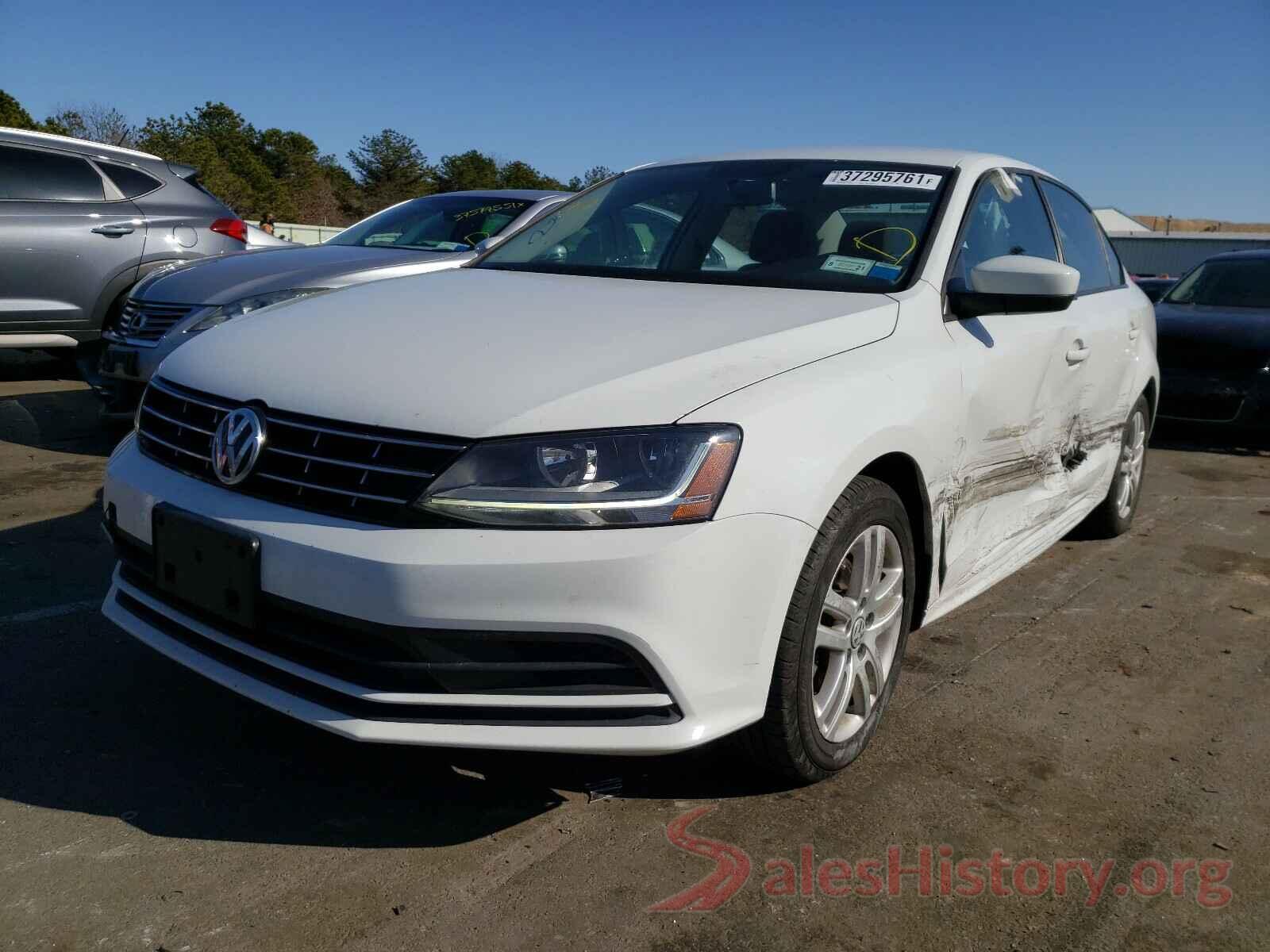 3VW2B7AJXJM229820 2018 VOLKSWAGEN JETTA