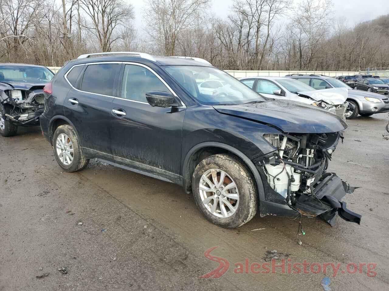 KNMAT2MV9JP520123 2018 NISSAN ROGUE