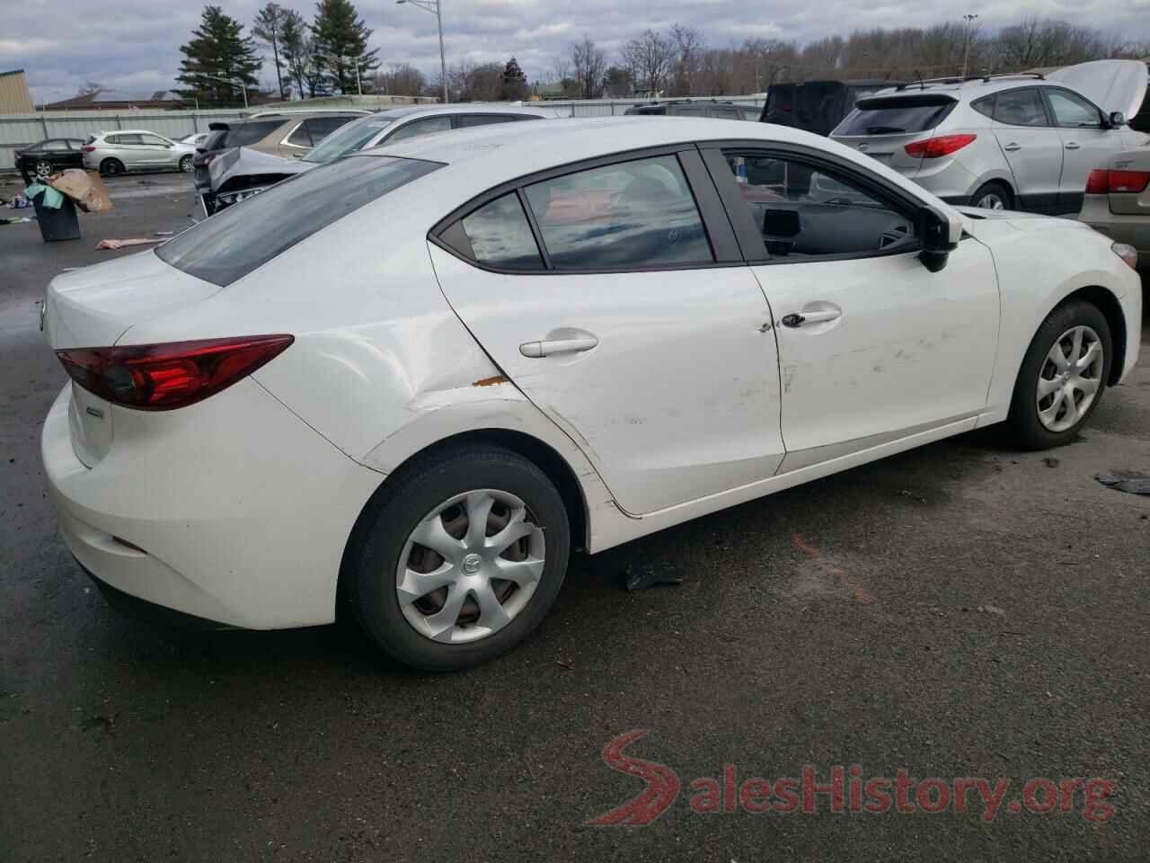 3MZBN1U79JM161742 2018 MAZDA 3