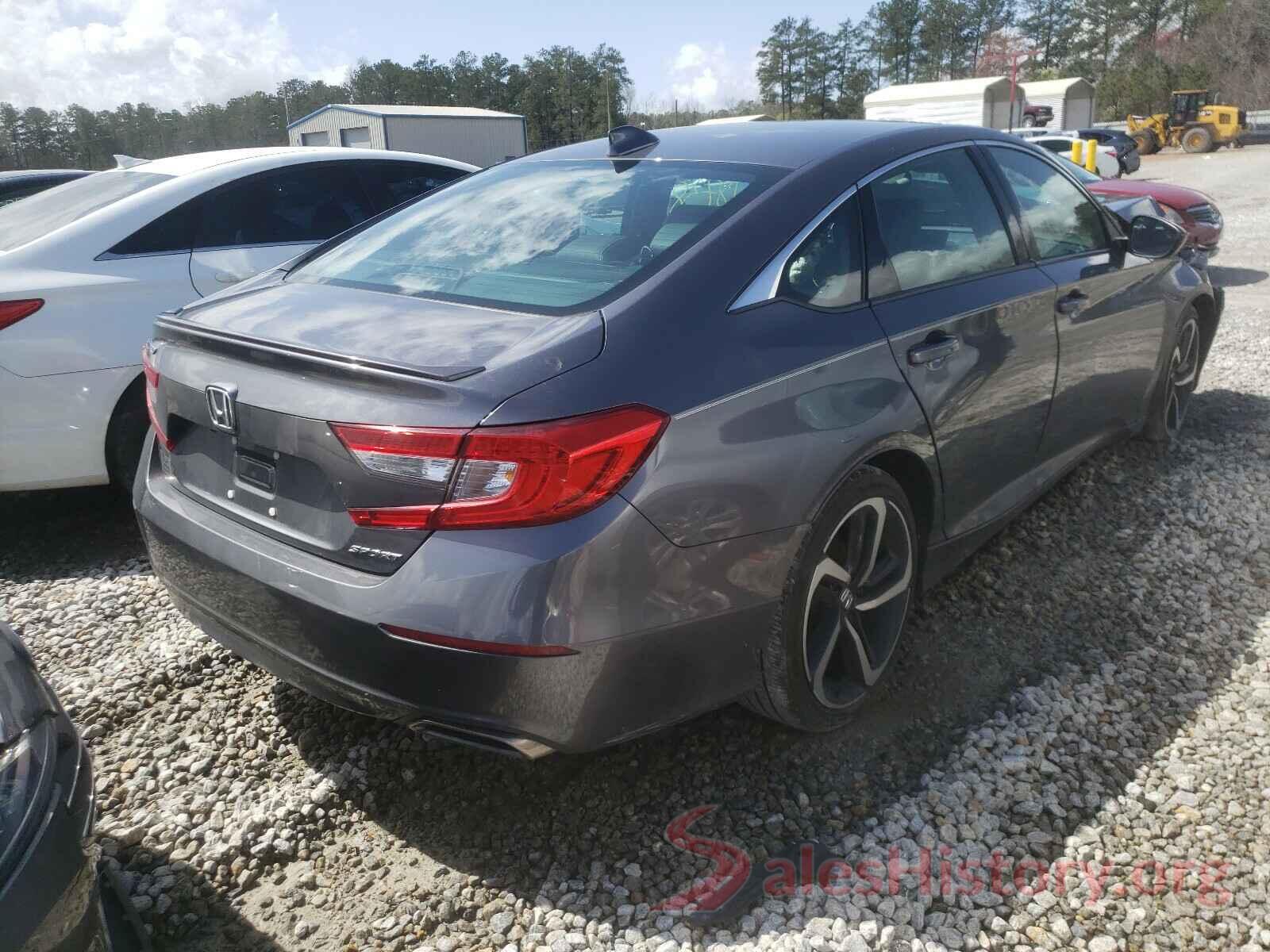 1HGCV1F32JA097978 2018 HONDA ACCORD