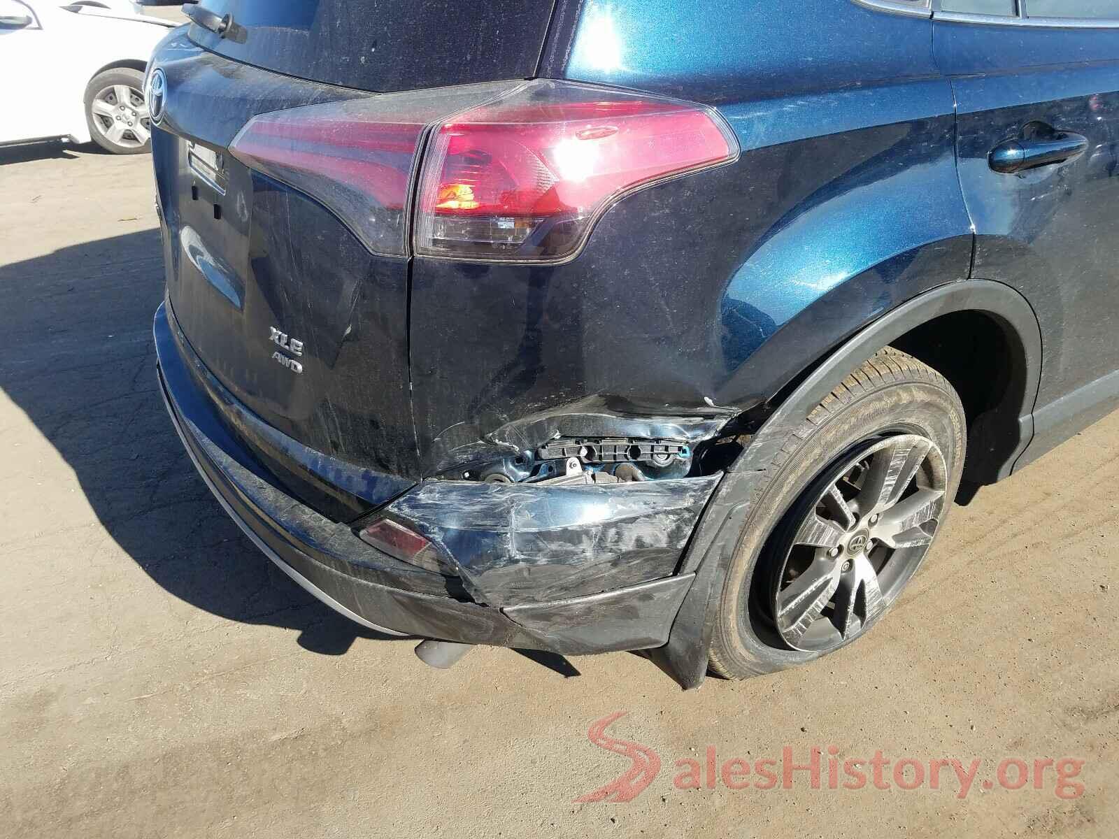 JTMRFREV7HJ169128 2017 TOYOTA RAV4