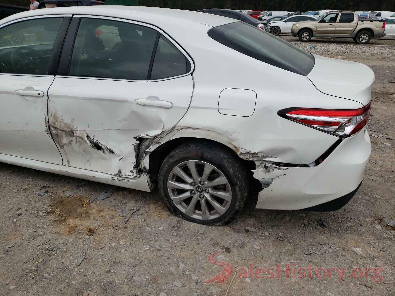 JTNB11HK6J3007144 2018 TOYOTA CAMRY