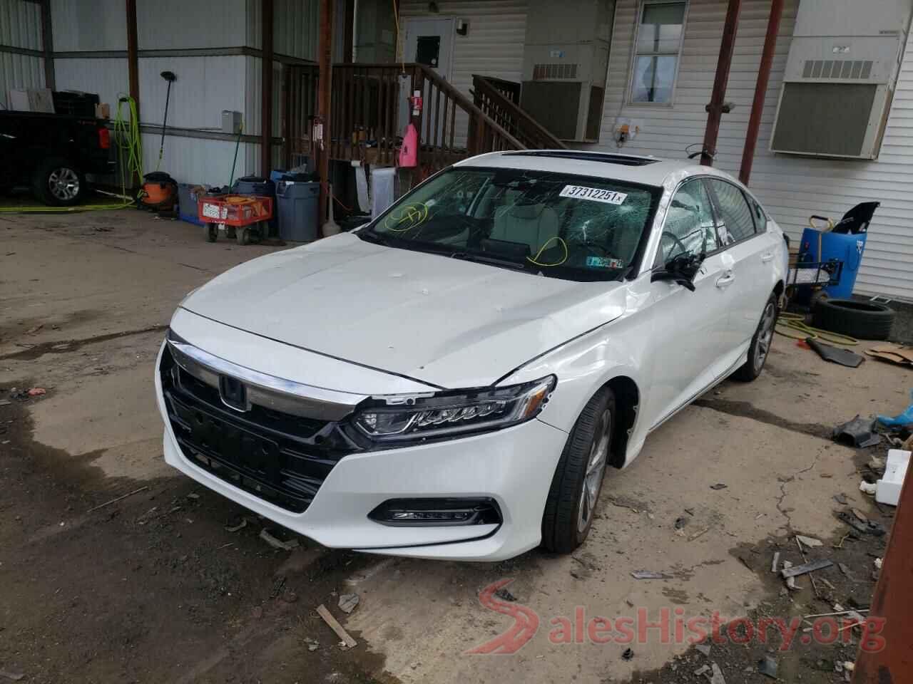 1HGCV1F53JA188548 2018 HONDA ACCORD