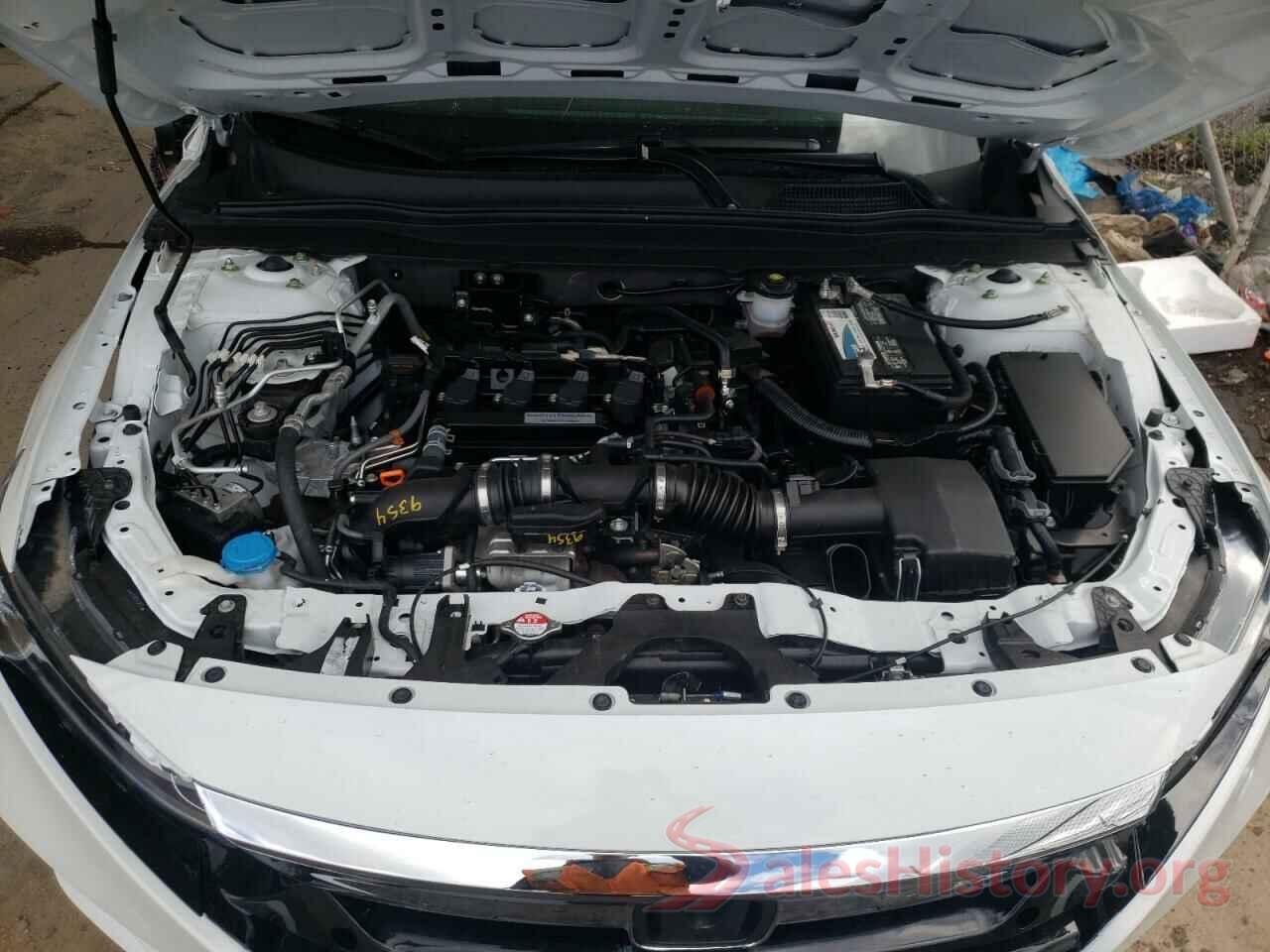 1HGCV1F53JA188548 2018 HONDA ACCORD