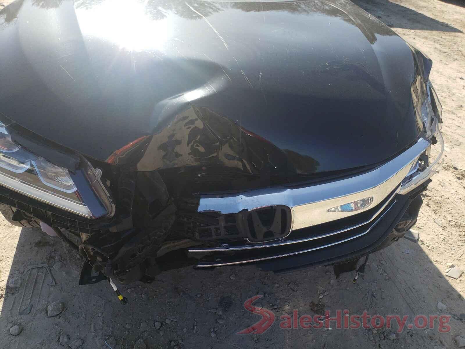 1HGCR2F8XHA068910 2017 HONDA ACCORD