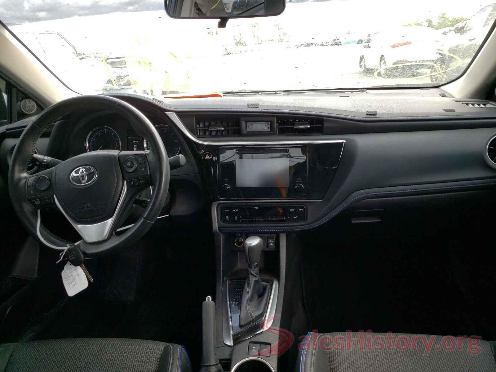 5YFBURHE6JP840602 2018 TOYOTA COROLLA