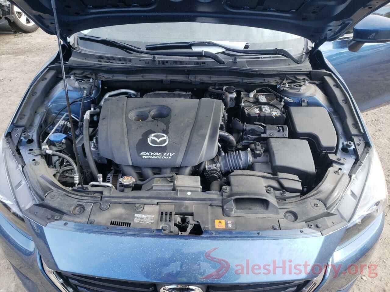 3MZBN1U76JM270918 2018 MAZDA 3