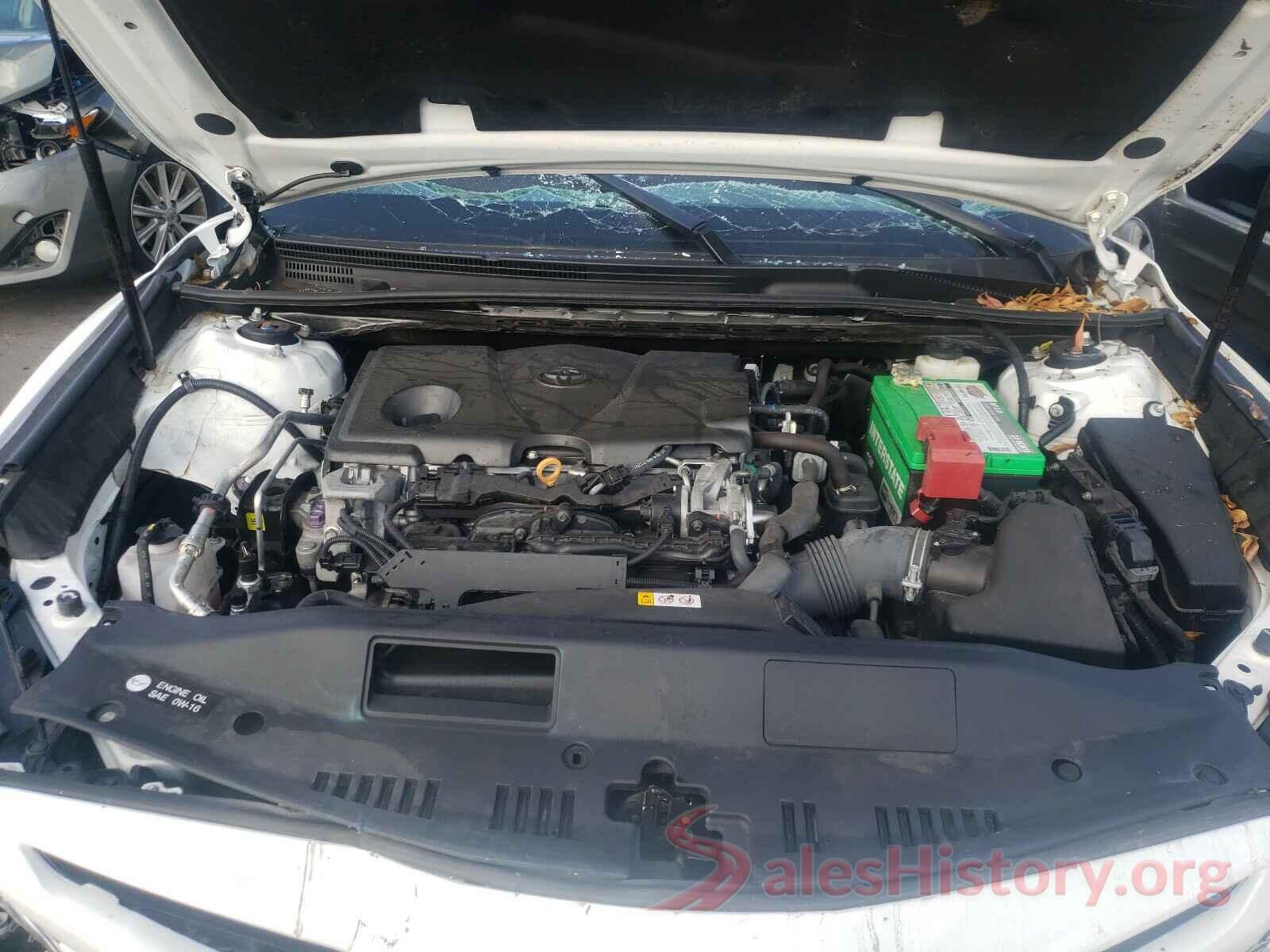 4T1B11HK8JU558198 2018 TOYOTA CAMRY