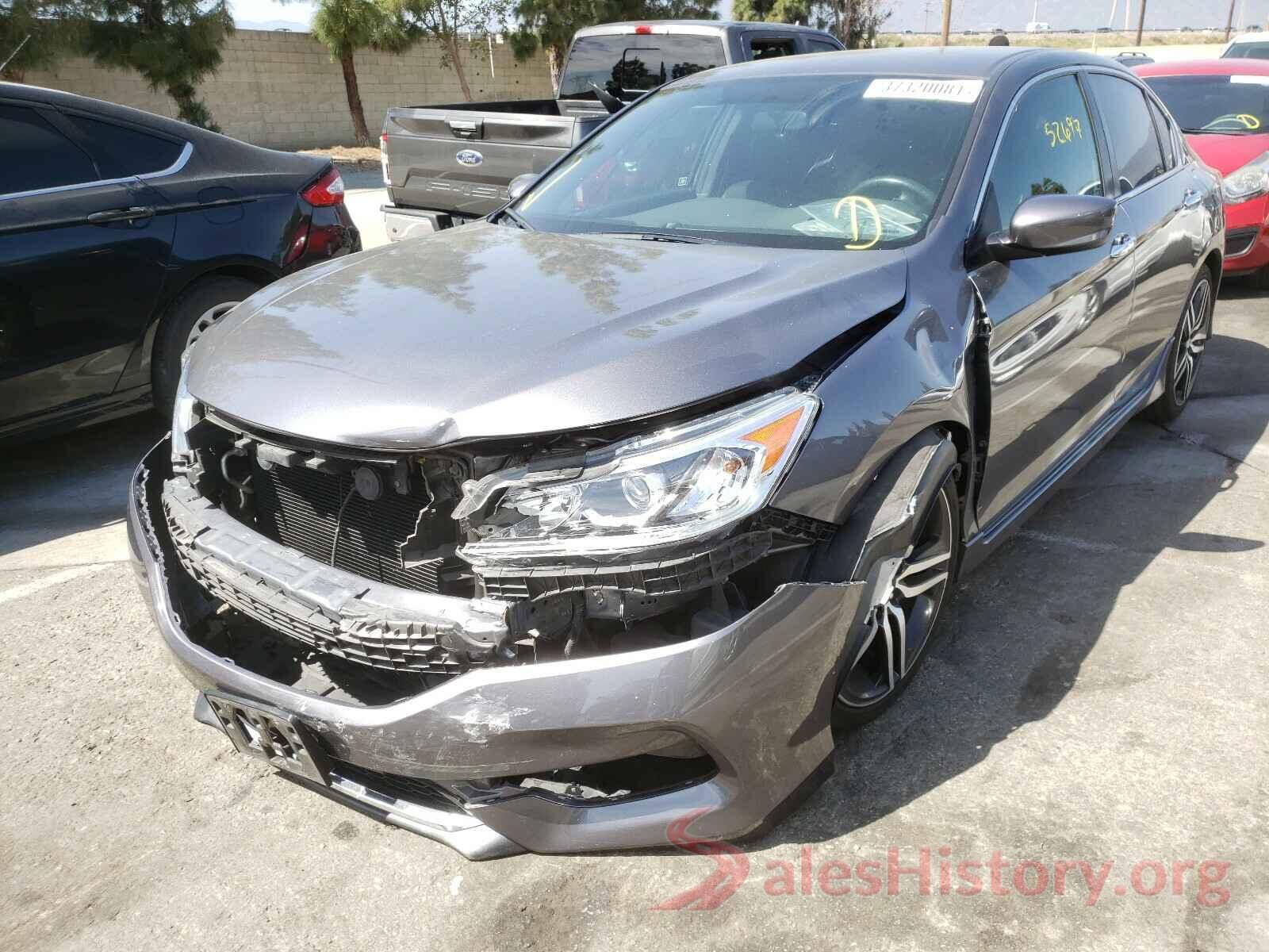 1HGCR2F5XHA060943 2017 HONDA ACCORD