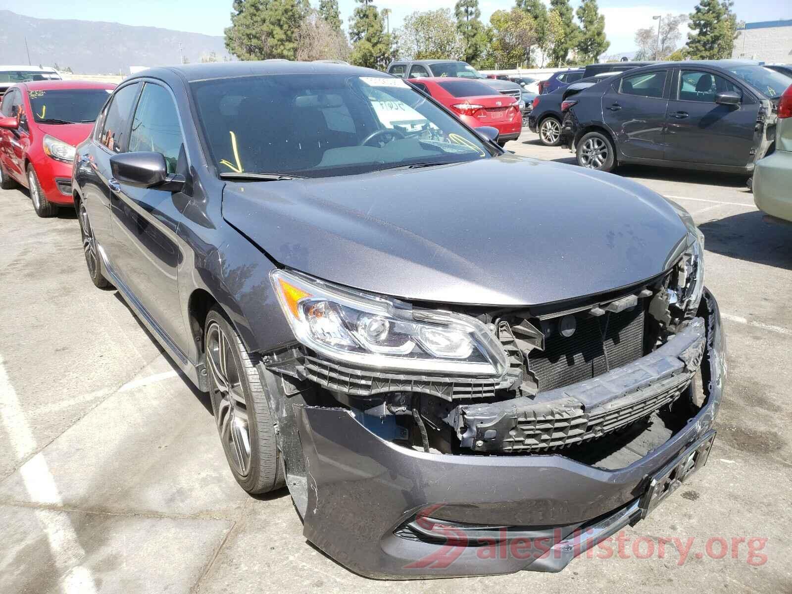 1HGCR2F5XHA060943 2017 HONDA ACCORD