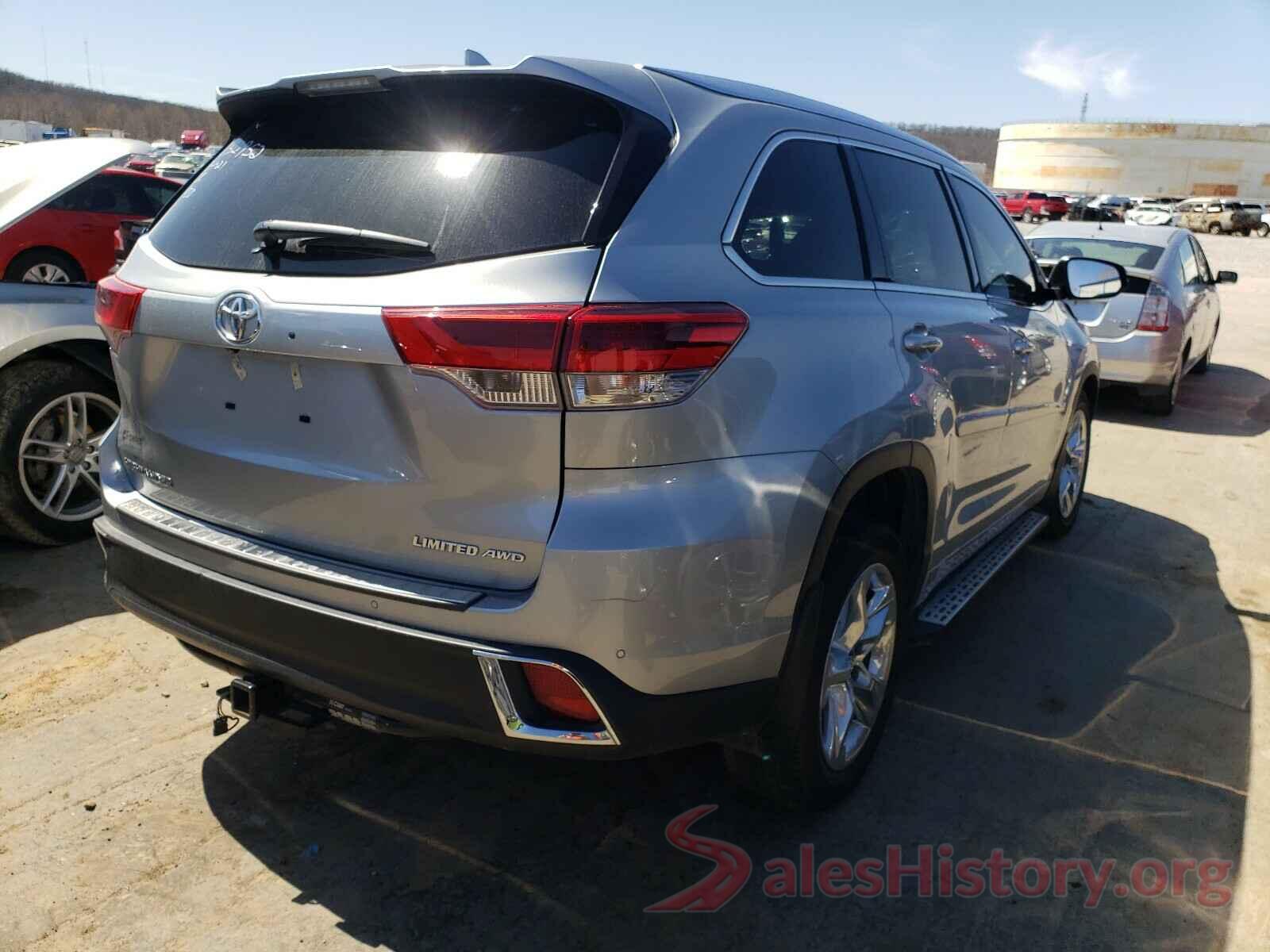 5TDDZRFH3JS878593 2018 TOYOTA HIGHLANDER