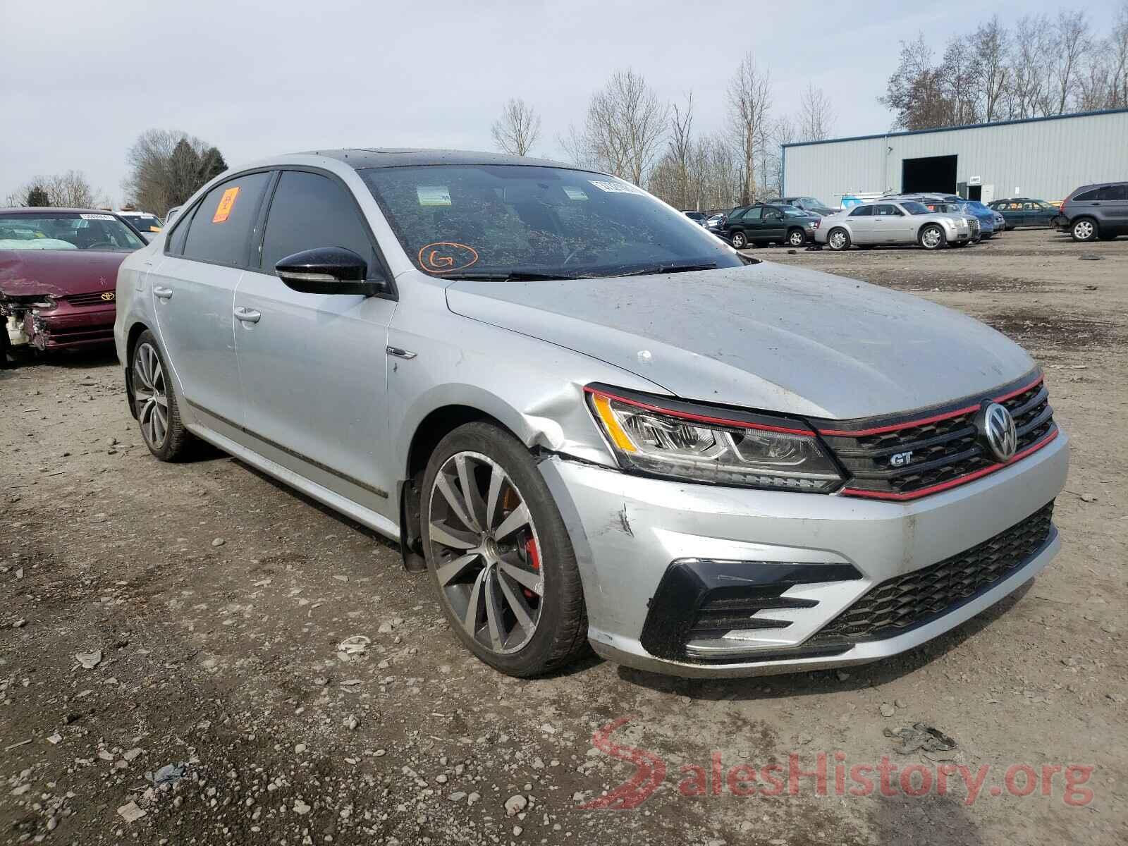 1VWJM7A37JC047257 2018 VOLKSWAGEN PASSAT