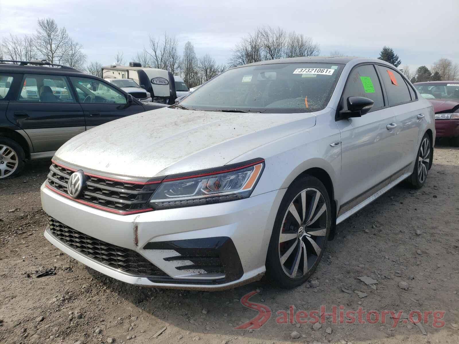 1VWJM7A37JC047257 2018 VOLKSWAGEN PASSAT