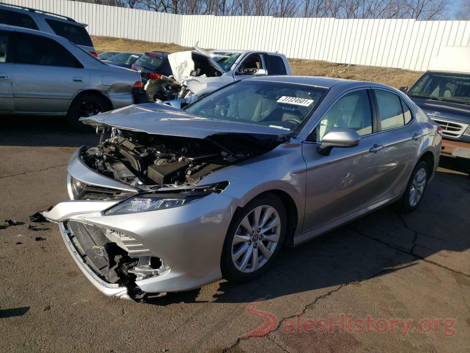 JTNB11HK9J3014346 2018 TOYOTA CAMRY