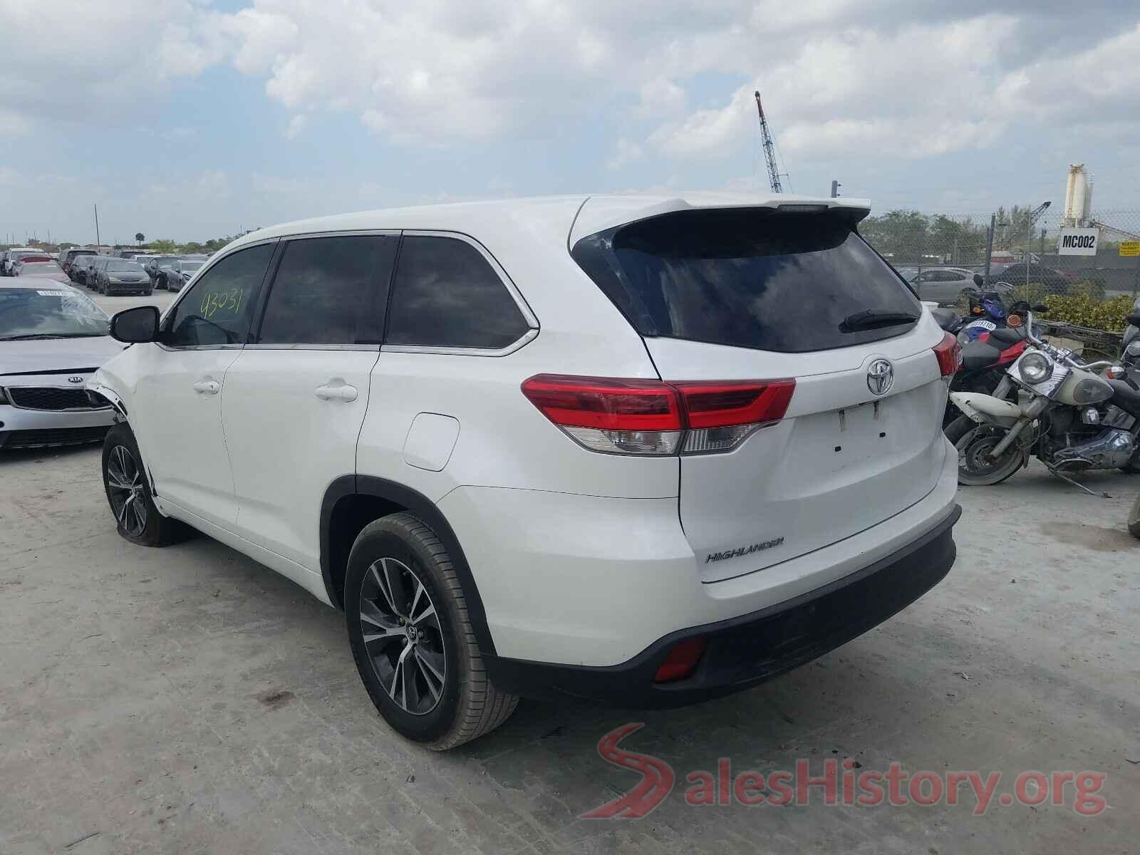 5TDZARFH8JS034773 2018 TOYOTA HIGHLANDER