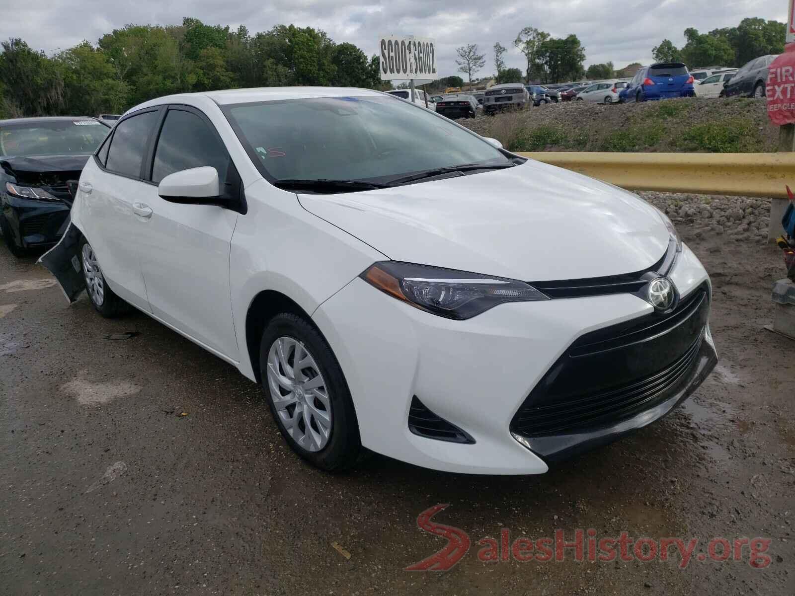 5YFBURHE8JP761951 2018 TOYOTA COROLLA