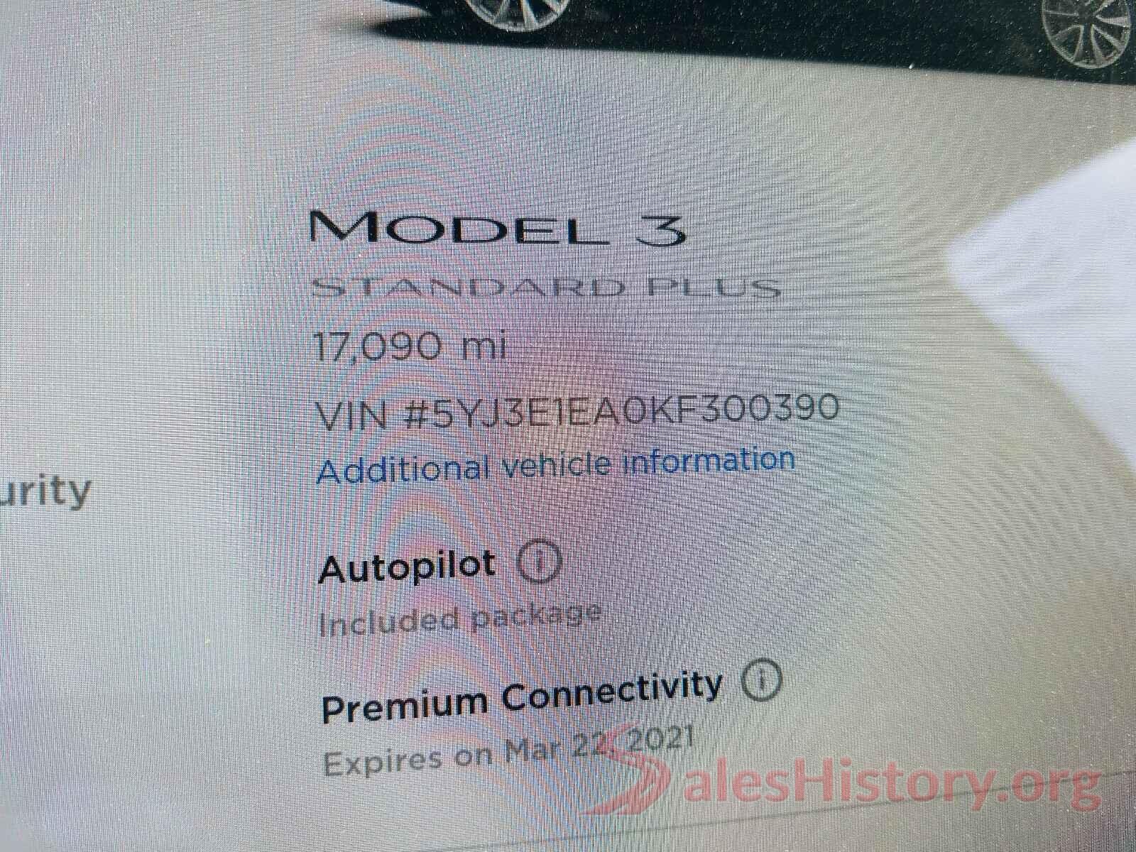 5YJ3E1EA0KF300390 2019 TESLA MODEL 3