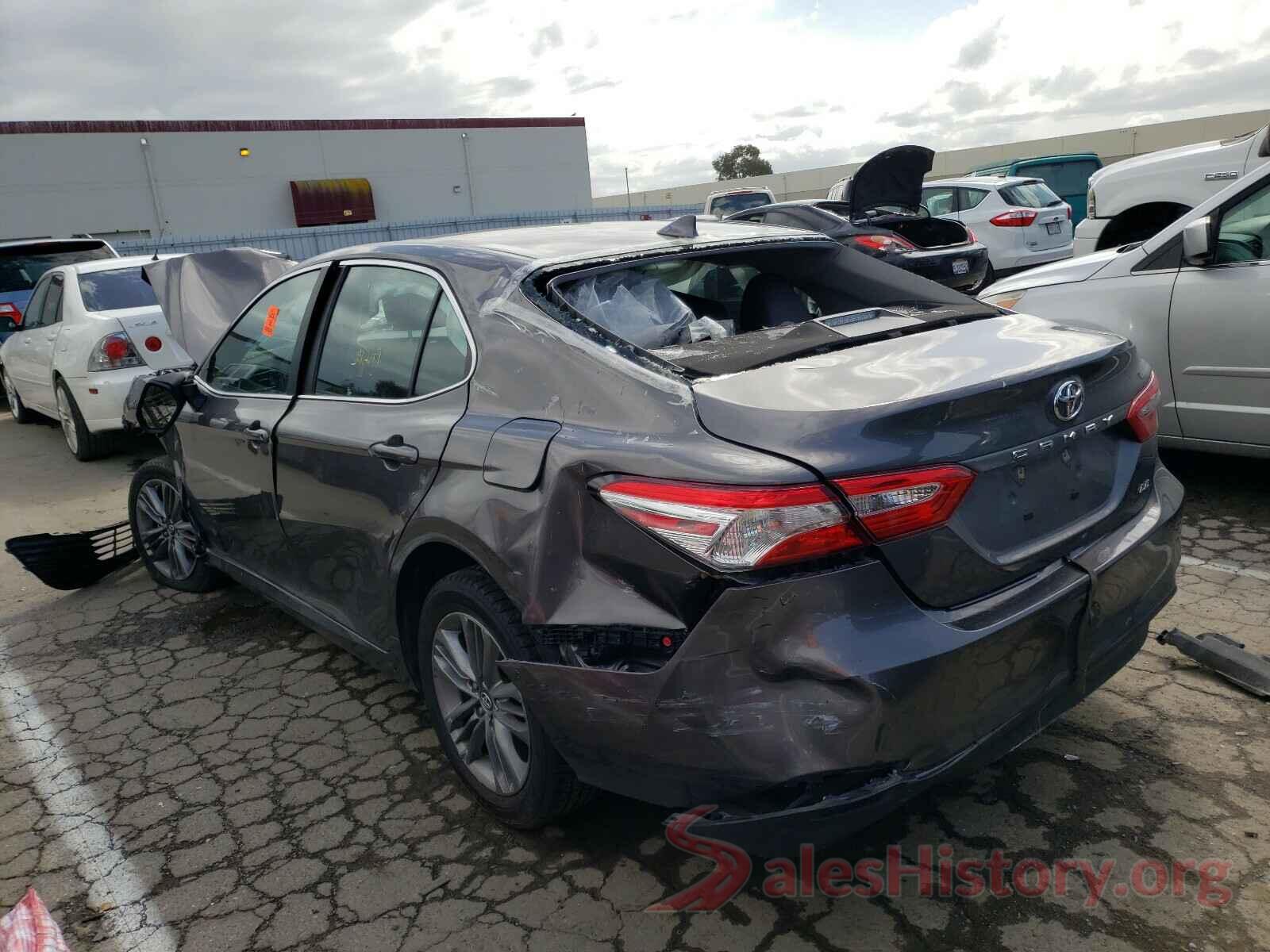 4T1B11HK3KU268498 2019 TOYOTA CAMRY