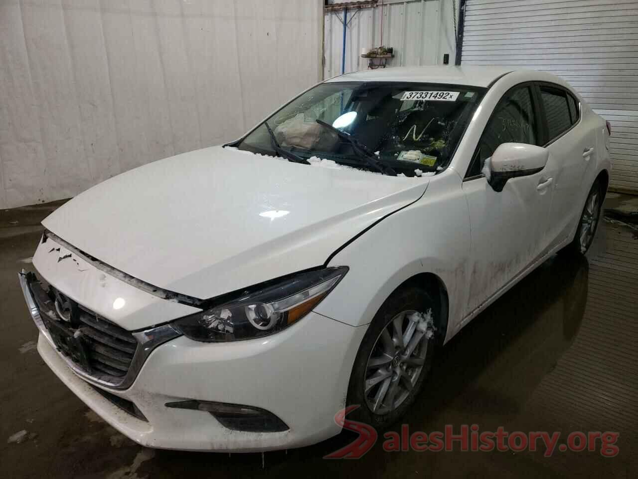 3MZBN1U73JM226679 2018 MAZDA 3