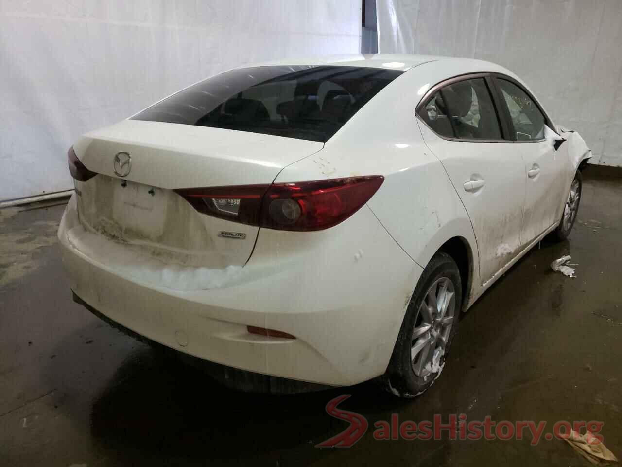 3MZBN1U73JM226679 2018 MAZDA 3