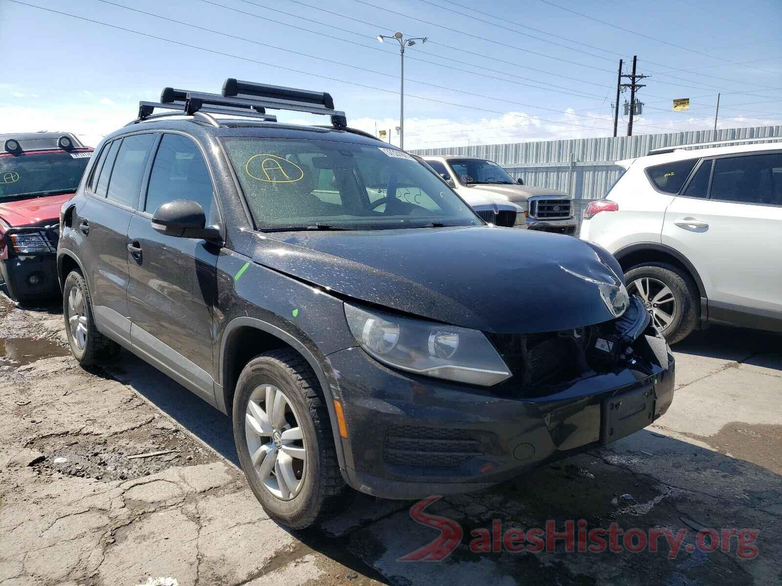 WVGBV7AX2HK021717 2017 VOLKSWAGEN TIGUAN