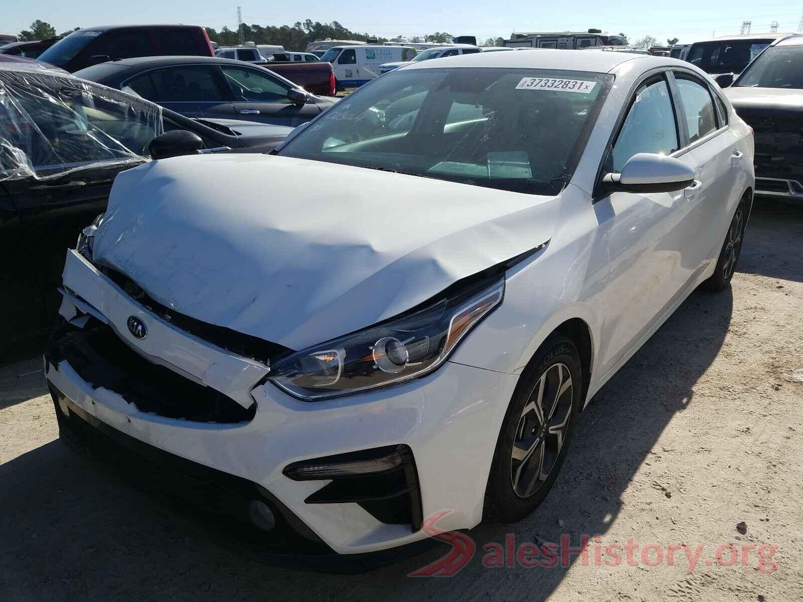 3KPF24AD2KE077427 2019 KIA FORTE