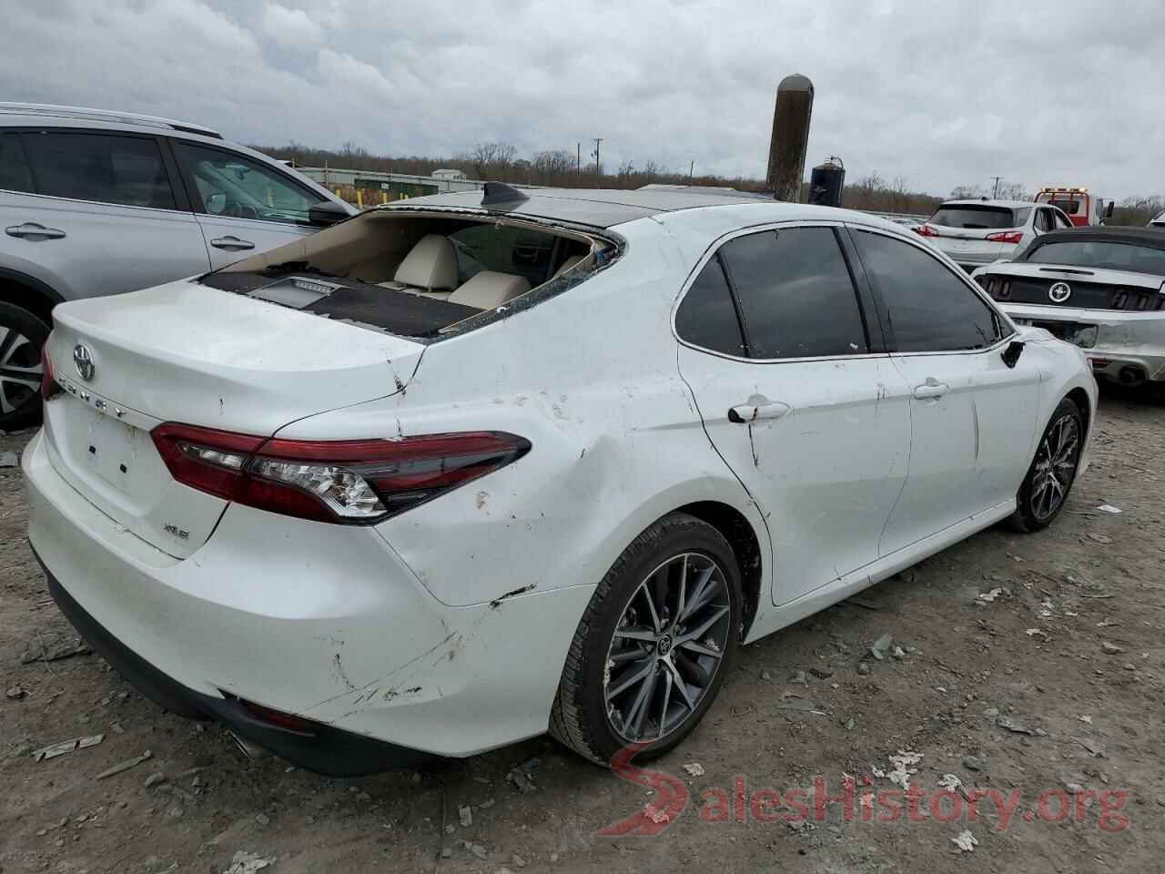 4T1F11AK6NU071759 2022 TOYOTA CAMRY