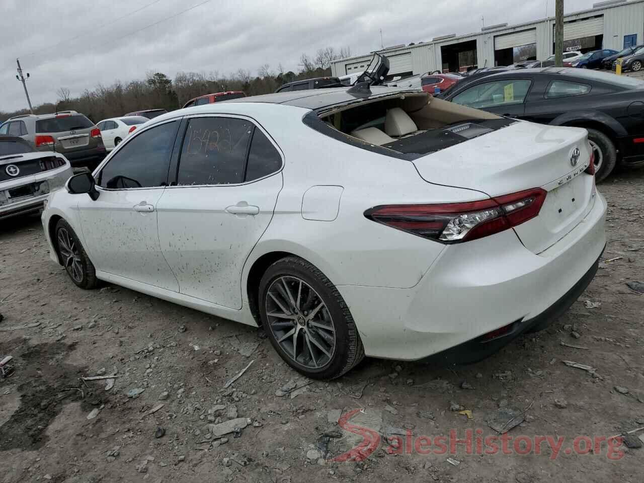 4T1F11AK6NU071759 2022 TOYOTA CAMRY