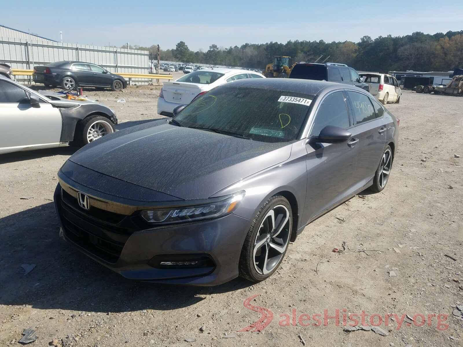 1HGCV1F32JA197594 2018 HONDA ACCORD