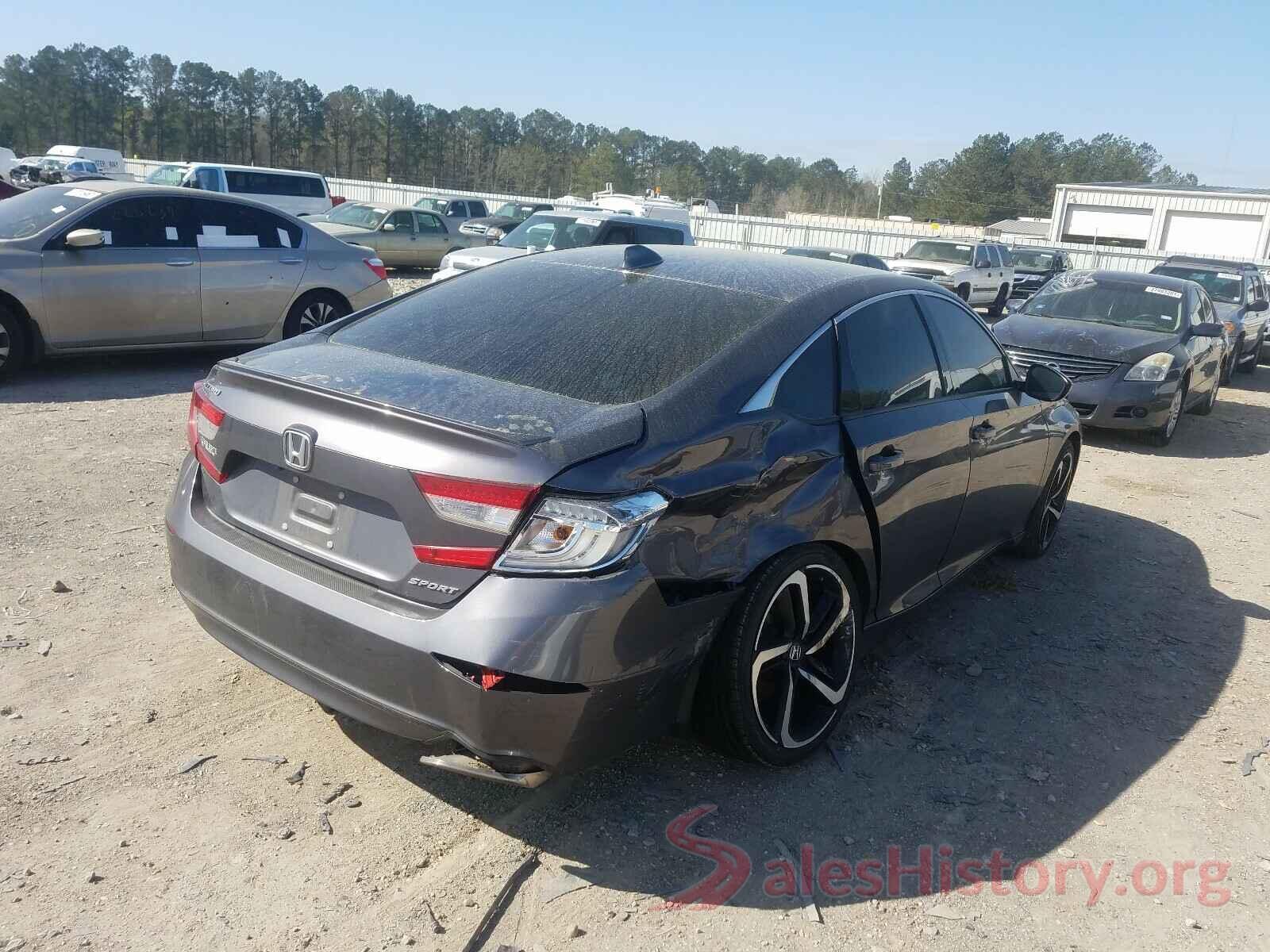 1HGCV1F32JA197594 2018 HONDA ACCORD