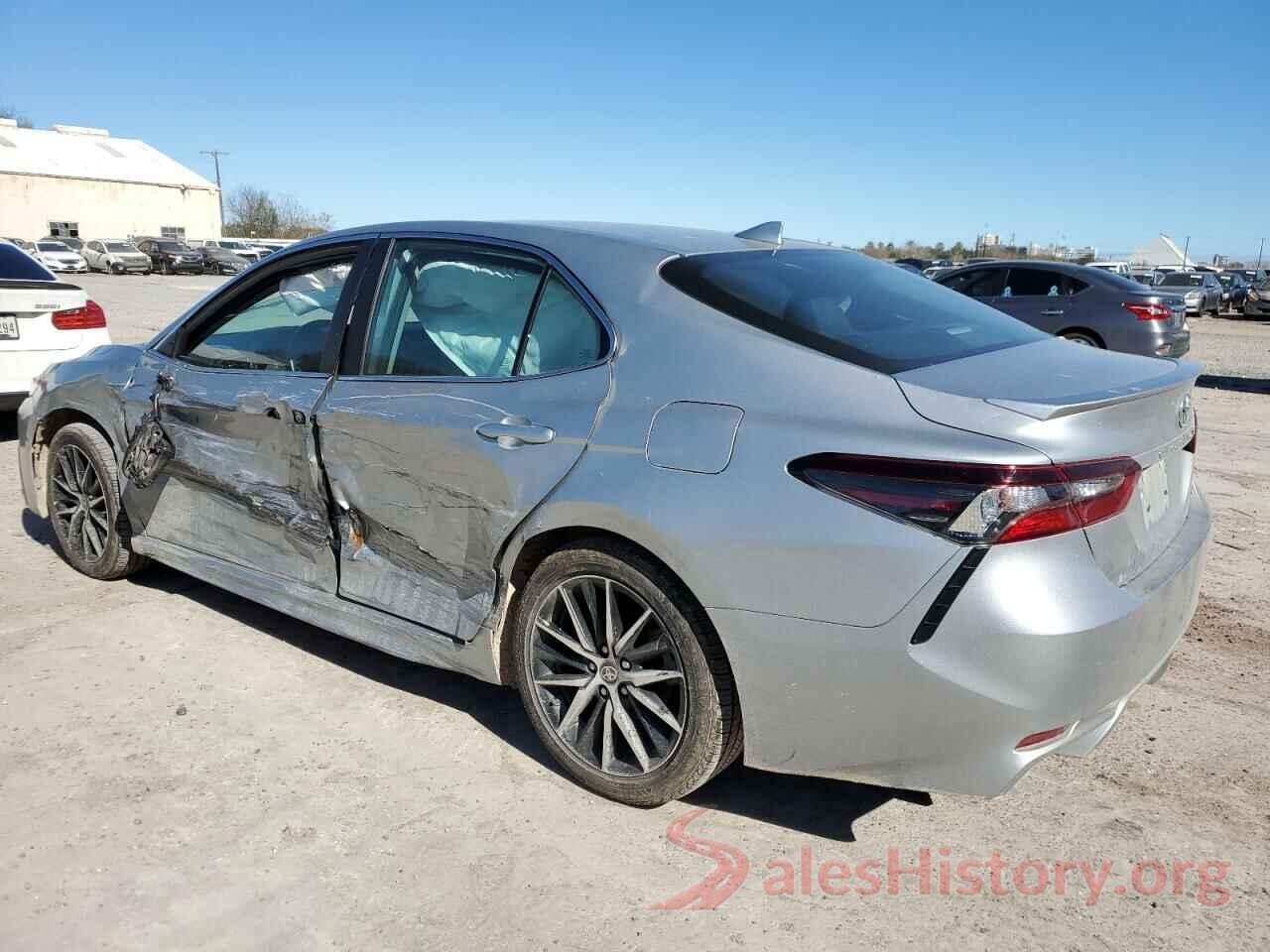 4T1G11AK3MU408214 2021 TOYOTA CAMRY