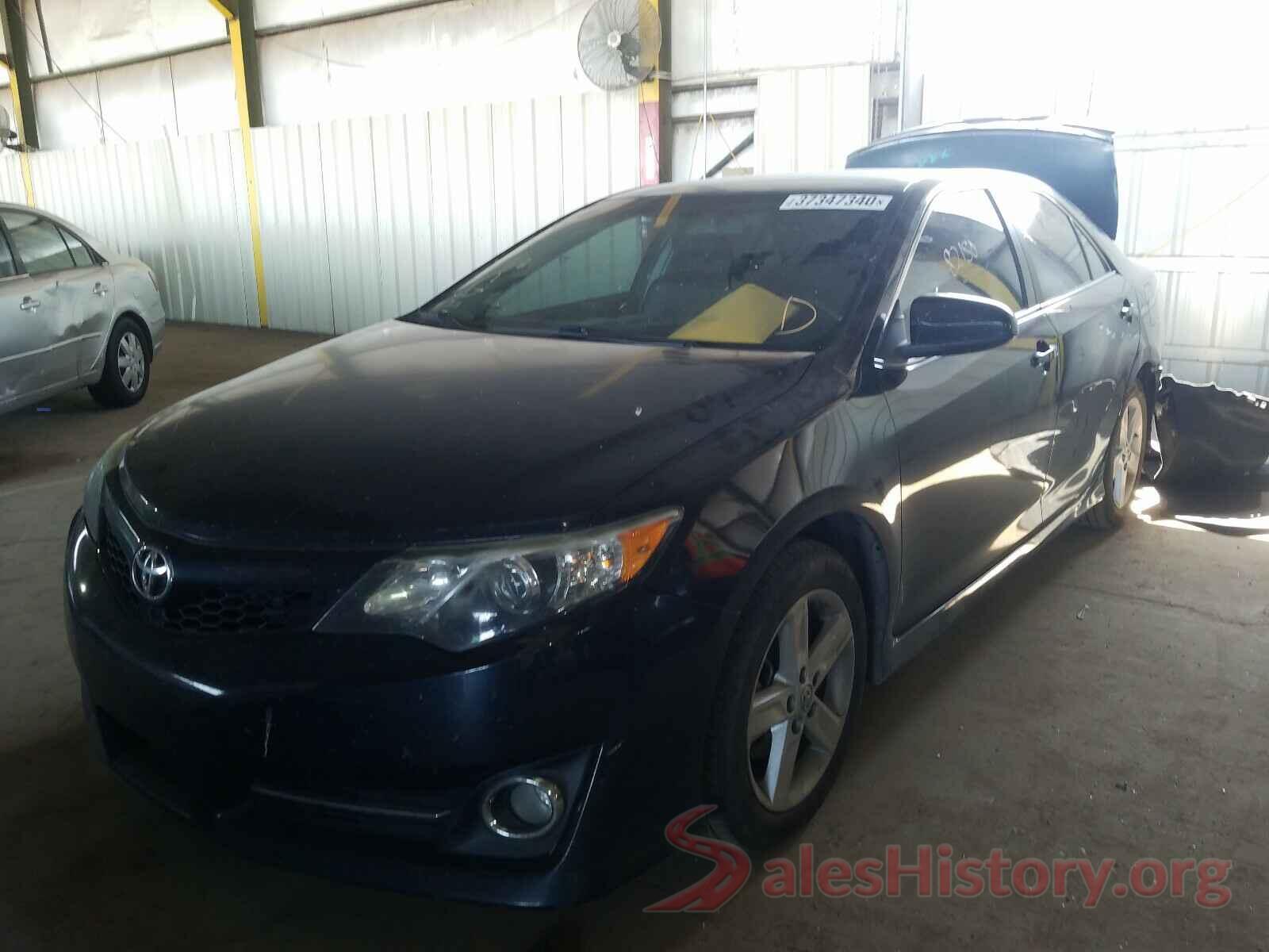 4T1BF1FK4EU471585 2014 TOYOTA CAMRY