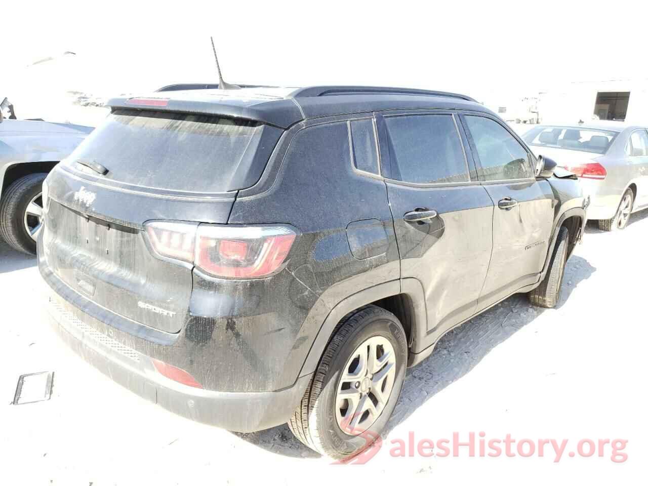 3C4NJCAB7JT359175 2018 JEEP COMPASS