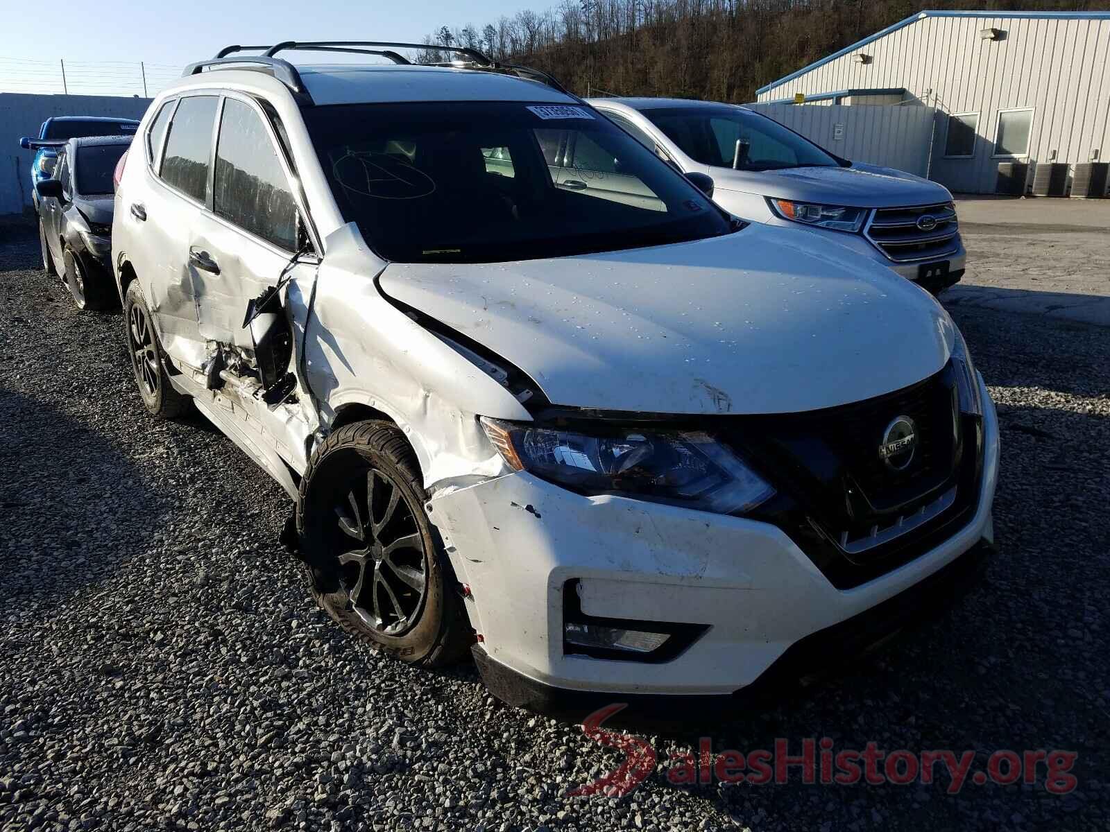 5N1AT2MV3JC818959 2018 NISSAN ROGUE