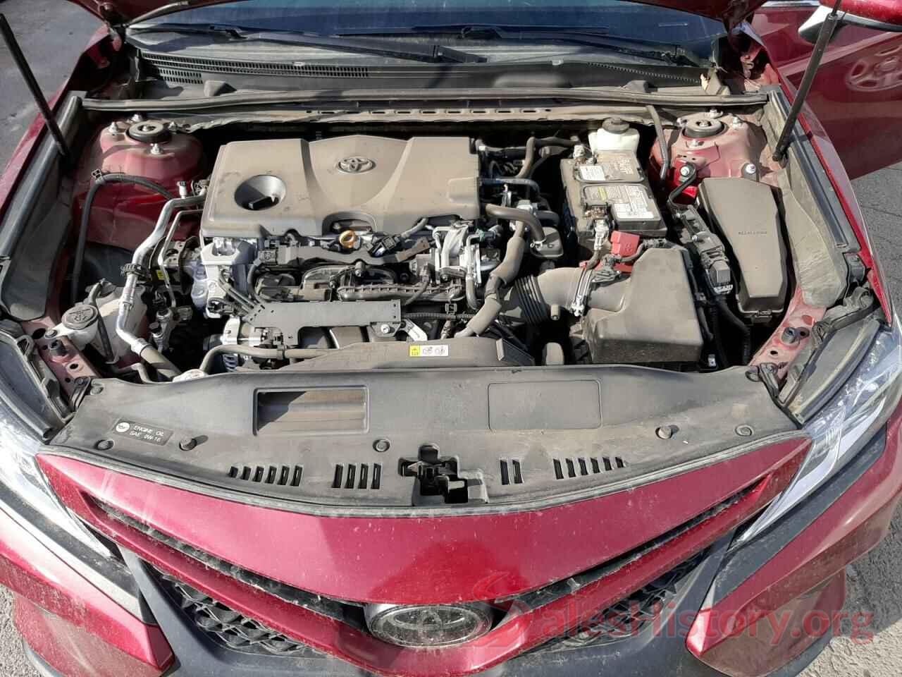 4T1B11HK7JU652086 2018 TOYOTA CAMRY