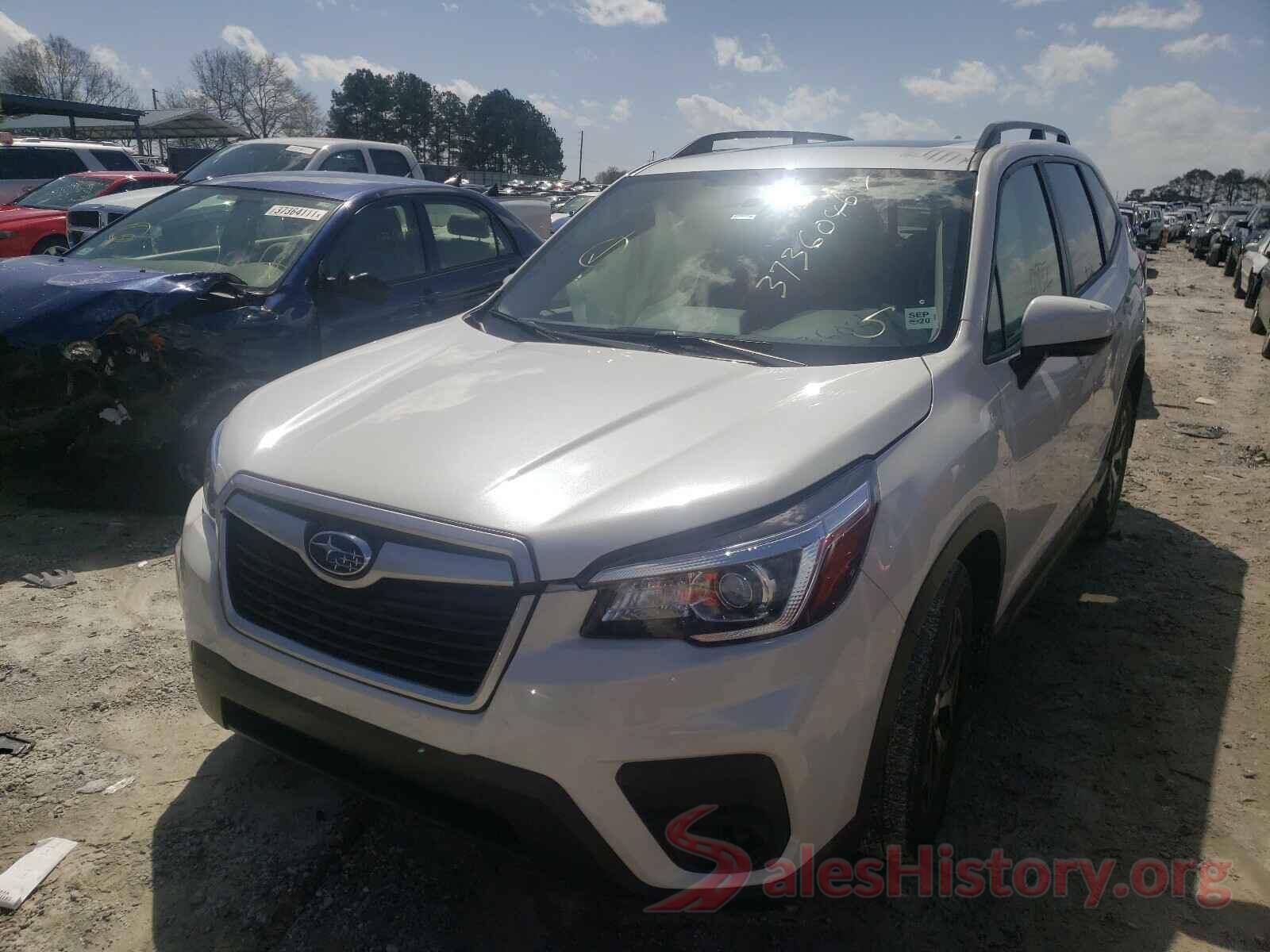 JF2SKAEC1KH551068 2019 SUBARU FORESTER