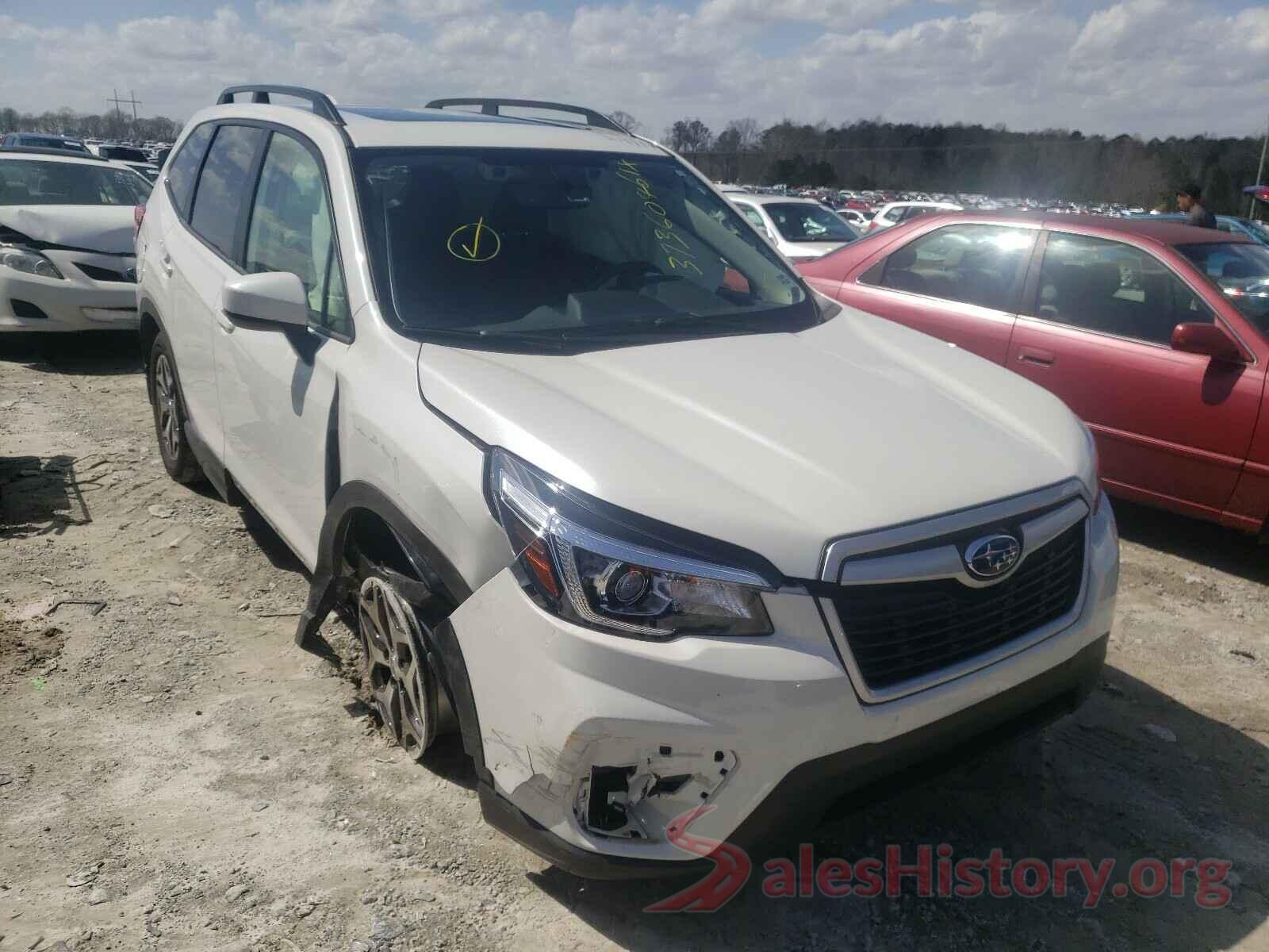 JF2SKAEC1KH551068 2019 SUBARU FORESTER